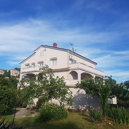 Apartments Mari - Near Sea โลปาร์ ภายนอก รูปภาพ