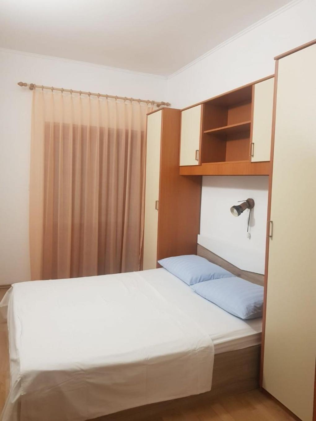 Apartments Mari - Near Sea โลปาร์ ภายนอก รูปภาพ