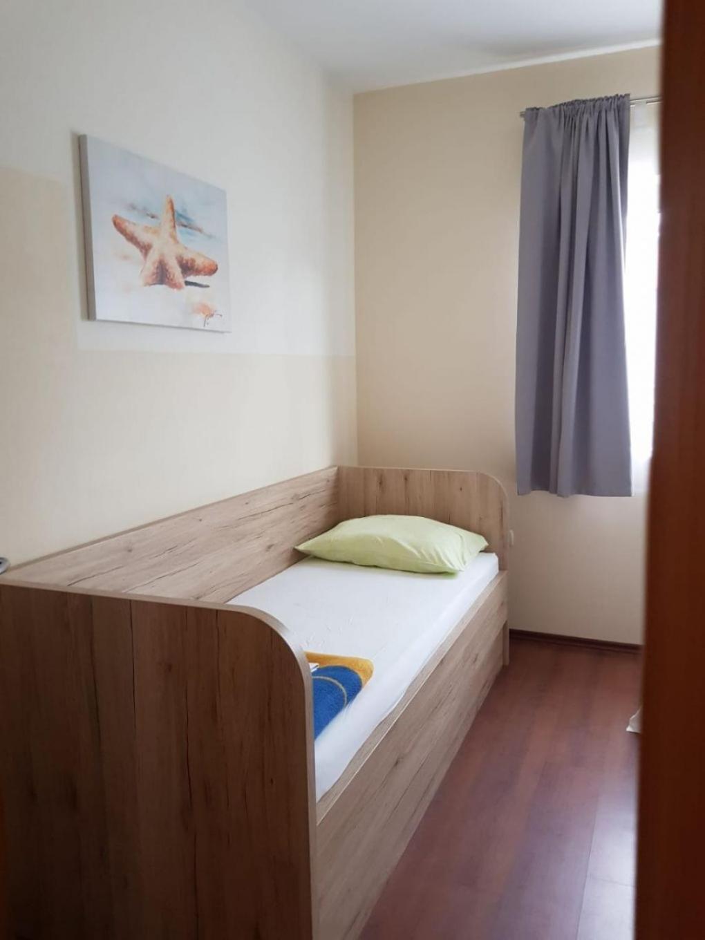 Apartments Mari - Near Sea โลปาร์ ภายนอก รูปภาพ
